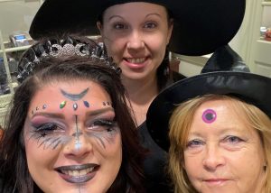 Marion Witches selfie